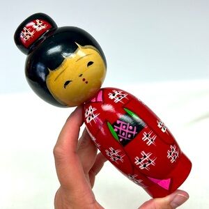 Vintage 7 1/4” signed wooden handmade / painted Kokeshi Doll